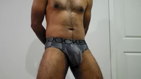 Snapshot of 8inch_desi chatting on 31, 3, 2026 8inch_desi online show from 31, 3, 2026