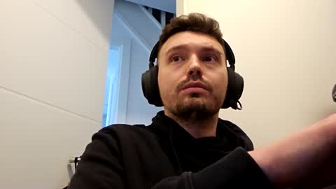 8inchdude93 online show from 8, 10, 2025