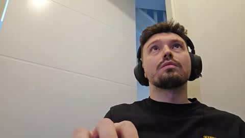 Snapshot of 8inchdude93 chatting on 25, 3, 2026 8inchdude93 online show from 25, 3, 2026