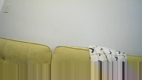 Snapshot of 90210screamer chatting on 13, 12, 2024 90210screamer online show from 13, 12, 2024