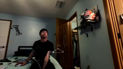 Snapshot of 9_25 chatting on 8, 12, 2024 8over6 online show from 8, 12, 2024