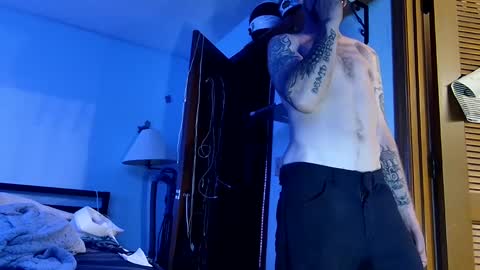 Snapshot of 9_25 chatting on 24, 12, 2024 8over6 online show from 24, 12, 2024