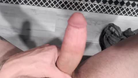 Snapshot of 9inchbulll chatting on 12, 2, 2025 9inchbulll online show from 12, 2, 2025