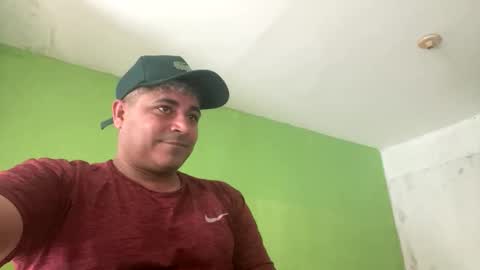 Snapshot of 9vinhocamshow chatting on 18, 4, 2026 9vinhocamshow online show from 18, 4, 2026