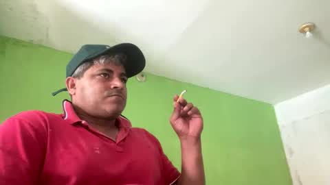 Snapshot of 9vinhocamshow chatting on 8, 5, 2026 9vinhocamshow online show from 8, 5, 2026