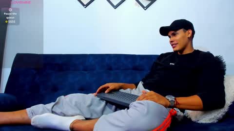 Snapshot of _0324 chatting on 5, 3, 2025 rick online show from 5, 3, 2025