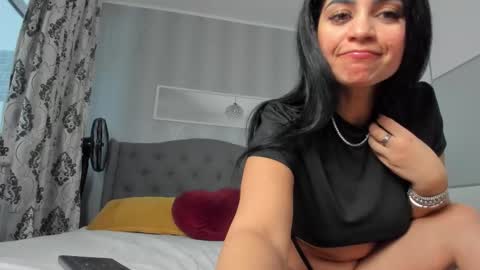 Snapshot of _adelle chatting on 11, 3, 2026 Adelle online show from 11, 3, 2026