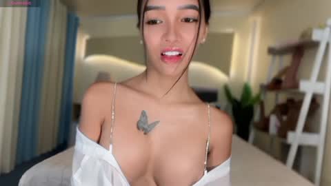 Snapshot of _agatha69_ chatting on 12, 11, 2025 agatha online show from 12, 11, 2025