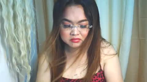 Snapshot of _airakim_ chatting on 24, 10, 2025 _airakim_ online show from 24, 10, 2025
