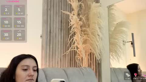 Snapshot of _alaia_collway_ chatting on 1, 7, 2026 Alaia online show from 1, 7, 2026