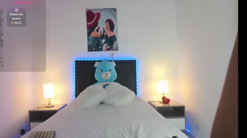 _alana_grey_ online show from 19, 2, 2026