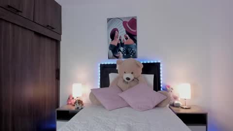 _alana_grey_ online show from 5, 5, 2026