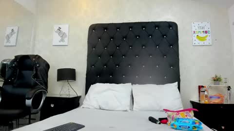_alana_johnson online show from 1, 5, 2026