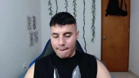 Snapshot of _alex20_ chatting on 29, 9, 2025 Alex online show from 29, 9, 2025