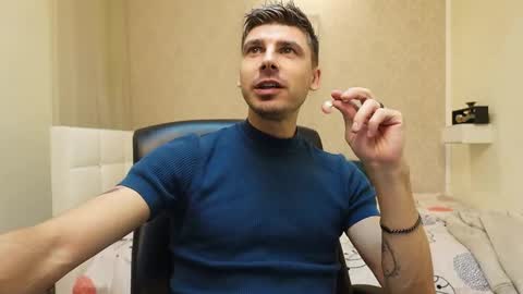 Alex online show from 4, 11, 2025