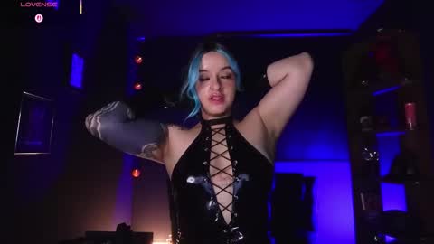 Miss Alice  My internet sucks these days see you soon online show from 3, 11, 2025