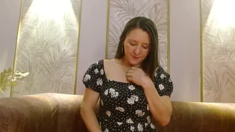 Snapshot of _alice_horny_ chatting on 1, 12, 2024 _alice_horny_ online show from 1, 12, 2024