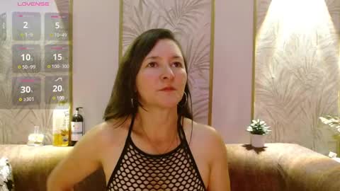 Snapshot of _alice_horny_ chatting on 18, 12, 2024 _alice_horny_ online show from 18, 12, 2024