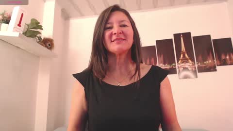 Snapshot of _alice_horny_ chatting on 5, 1, 2025 _alice_horny_ online show from 5, 1, 2025