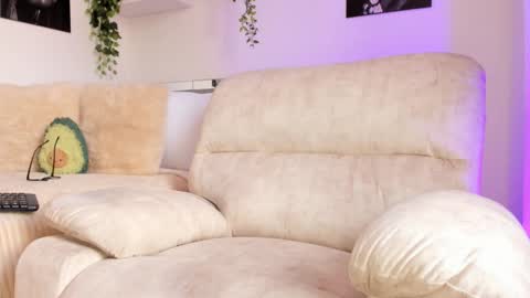 Karo online show from 28, 1, 2025