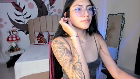 Snapshot of _allondra_ chatting on 3, 12, 2024 Allondra online show from 3, 12, 2024