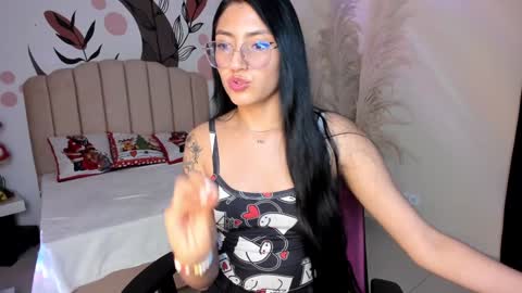 Snapshot of _allondra_ chatting on 19, 12, 2024 Allondra online show from 19, 12, 2024