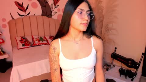 Snapshot of _allondra_ chatting on 24, 12, 2024 Allondra online show from 24, 12, 2024