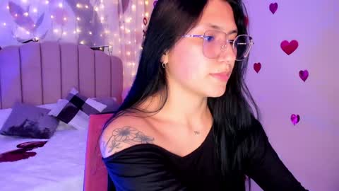 Snapshot of _allondra_ chatting on 8, 2, 2025 Allondra online show from 8, 2, 2025