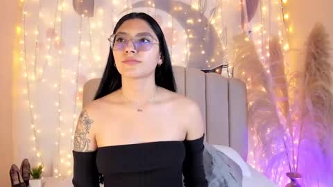 Snapshot of _allondra_ chatting on 9, 3, 2025 Allondra online show from 9, 3, 2025