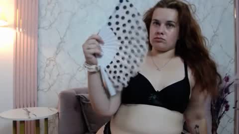Snapshot of _ambermuse_ chatting on 2, 7, 2026 AmberMuse online show from 2, 7, 2026