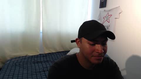 Snapshot of _ander_wolf_ chatting on 1, 10, 2025 _ander_wolf_ online show from 1, 10, 2025