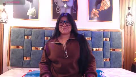 Angela  online show from 1, 5, 2026