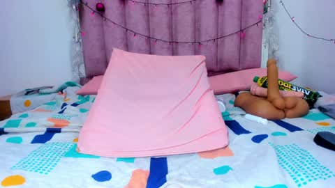 Snapshot of _aniisha_ chatting on 19, 12, 2024 Any online show from 19, 12, 2024