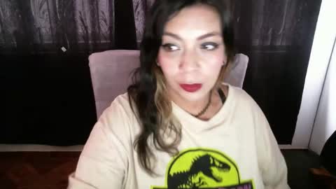 Snapshot of _ari_gato_ chatting on 6, 10, 2025 vero online show from 6, 10, 2025