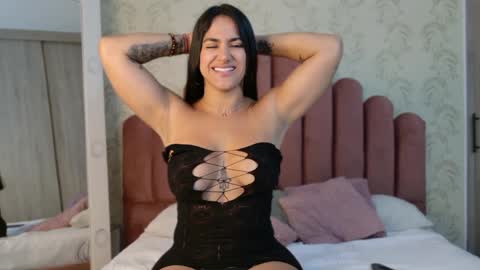 Queen Cruz online show from 5, 10, 2025