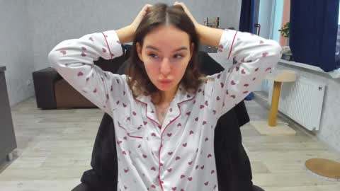 Snapshot of _arina_cox__ chatting on 2, 12, 2024 Arina online show from 2, 12, 2024