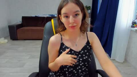 Snapshot of _arina_cox__ chatting on 2, 2, 2025 Arina online show from 2, 2, 2025