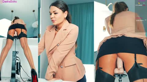 Snapshot of _artporno_ chatting on 2, 10, 2025 _artporno_ online show from 2, 10, 2025