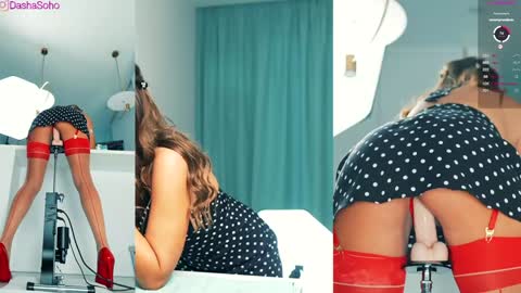 Snapshot of _artporno_ chatting on 3, 10, 2025 _artporno_ online show from 3, 10, 2025