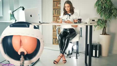 Snapshot of _artporno_ chatting on 1, 2, 2026 _artporno_ online show from 1, 2, 2026