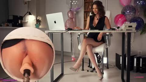 Snapshot of _artporno_ chatting on 17, 4, 2026 _artporno_ online show from 17, 4, 2026