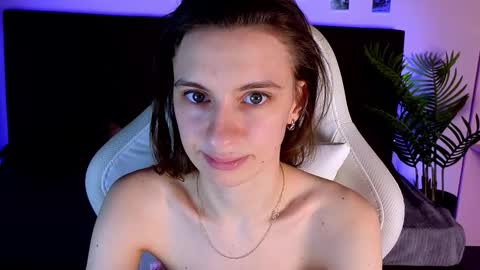 _ash_leyy_ online show from 20, 2, 2026