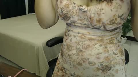 Snapshot of _ashley27 chatting on 7, 2, 2025 Angie online show from 7, 2, 2025