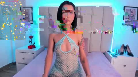 _aurora_collins_ online show from 12, 5, 2026