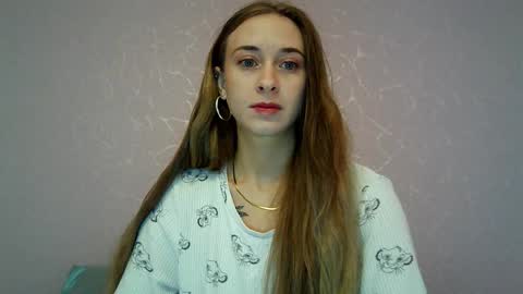 Snapshot of _aurora_sweet chatting on 7, 10, 2025 _aurora_sweet online show from 7, 10, 2025