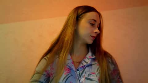 Snapshot of _aurora_sweet chatting on 31, 10, 2025 _aurora_sweet online show from 31, 10, 2025