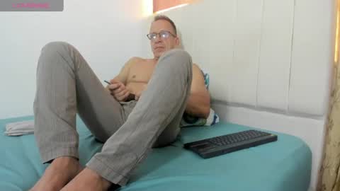 Snapshot of _axelking1_ chatting on 1, 7, 2026 Axel online show from 1, 7, 2026