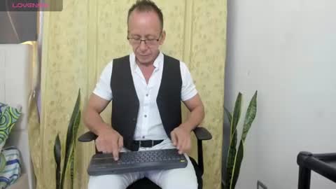 Snapshot of _axelking1_ chatting on 6, 7, 2026 Axel online show from 6, 7, 2026
