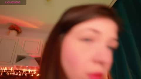 Snapshot of _axolot_ chatting on 4, 12, 2024 Olivia online show from 4, 12, 2024