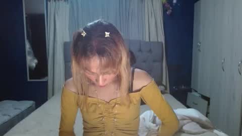 _azalea_65 online show from 19, 12, 2025